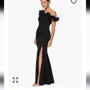 $249 XSCAPE Women's Off-The-Shoulder Long Dress Sz 10 Black NWT Old Money